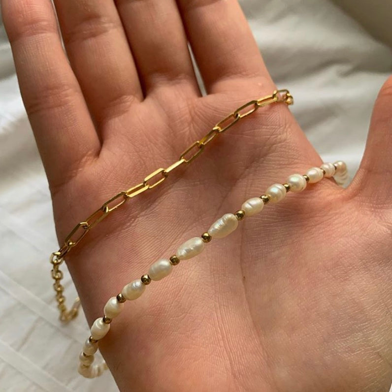 PEARLED CHOKER