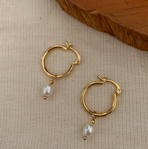 PEARLED HOOPS